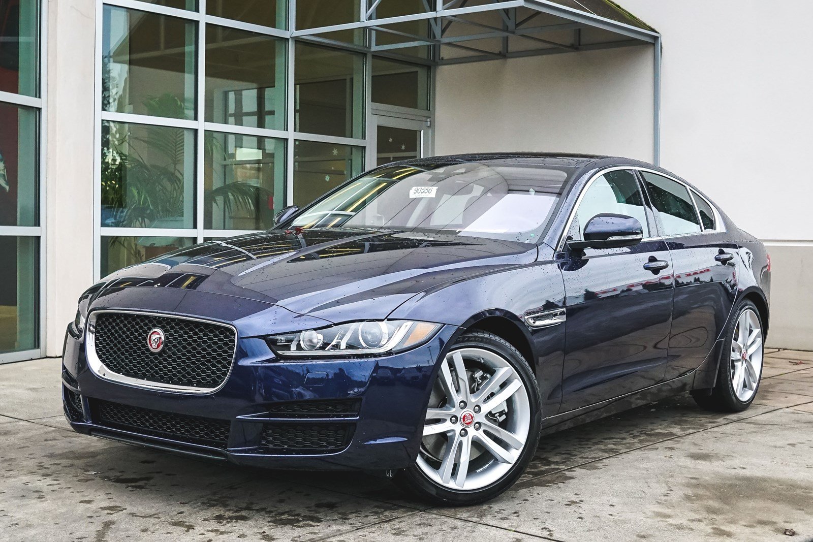 Jaguar xe s 2019