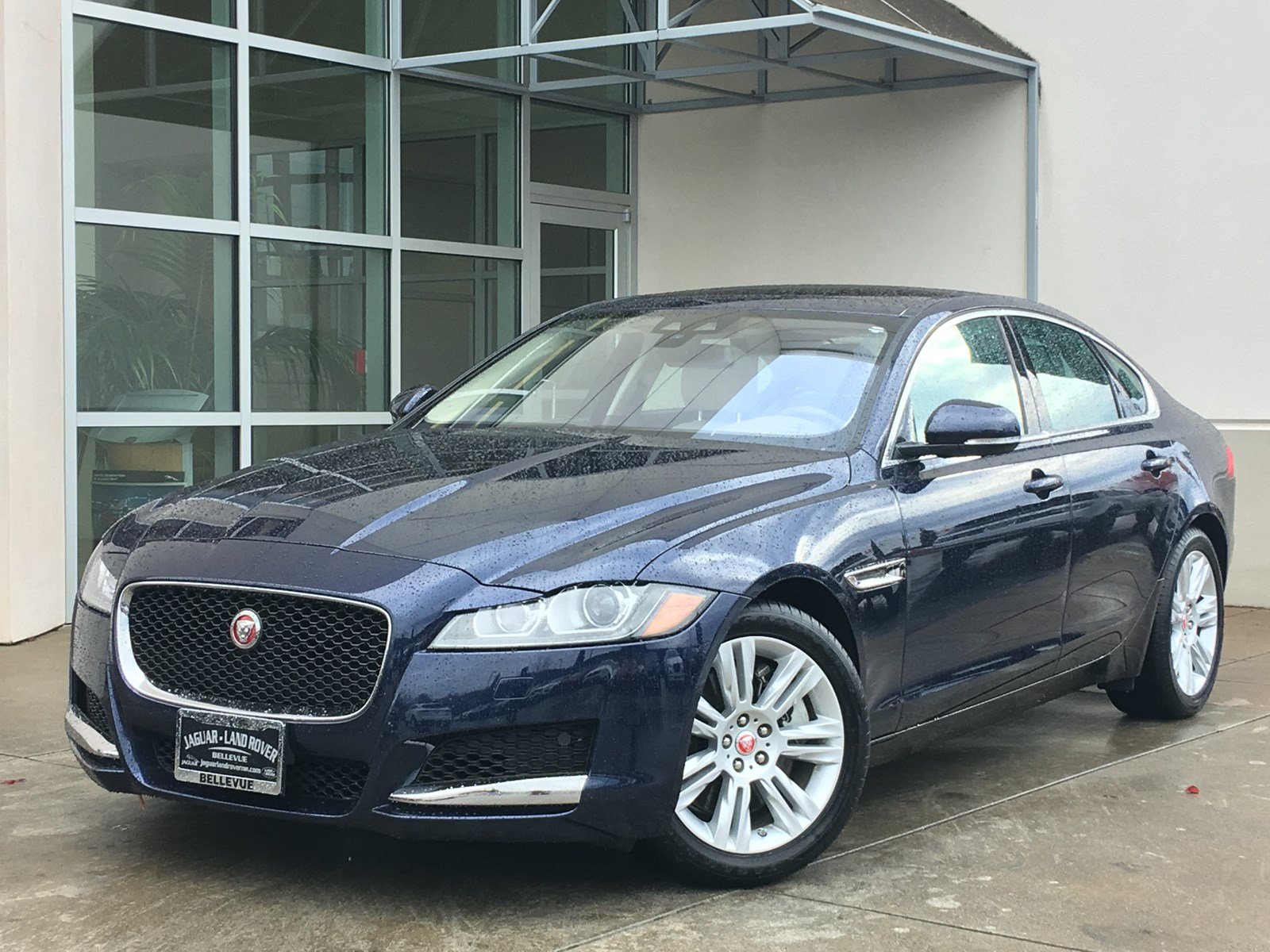 Pre-Owned 2018 Jaguar XF 35t Premium 4dr Car in Bellevue #S8551