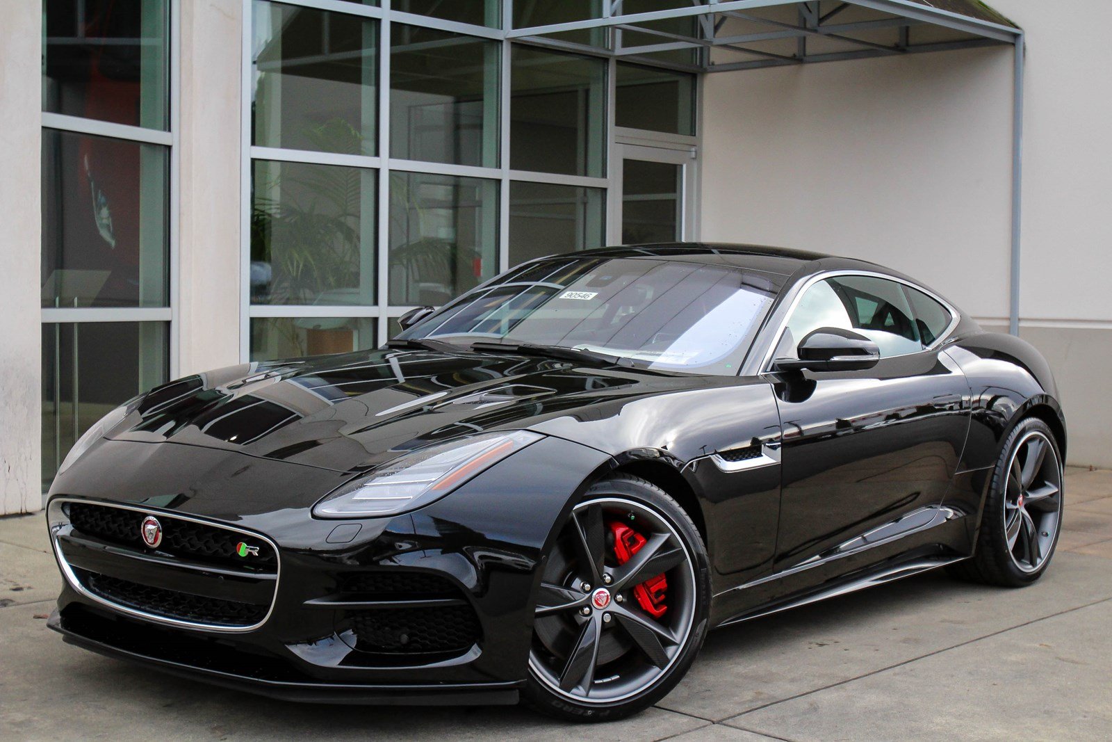 Jaguar f-Type черный