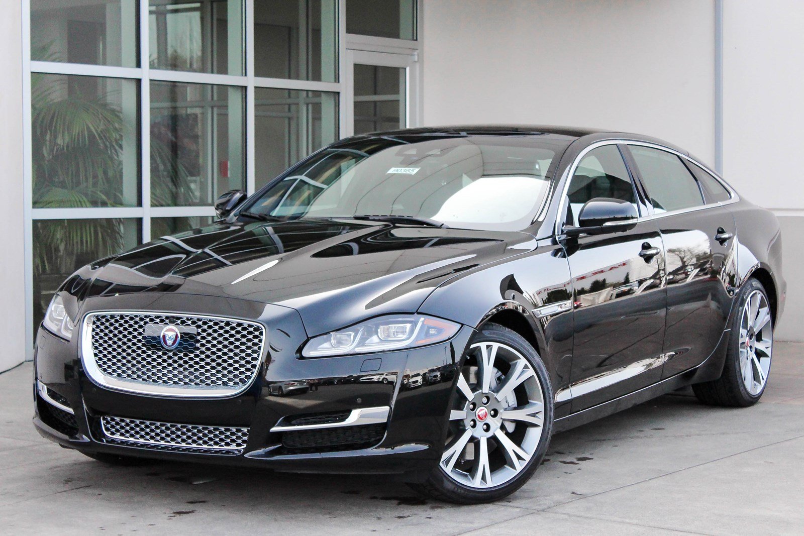 New 2018 Jaguar XJ XJL Portfolio 4dr Car in Bellevue #90365 | Jaguar